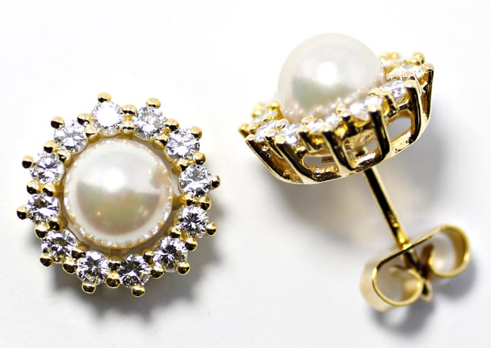 Foto 1 - Klassische Perlen-Brillanten-Gold-Ohrstecker, R1014