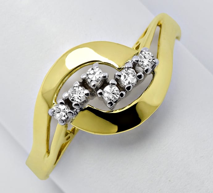 Foto 1 - Damengoldring geschwungen 0,12ct Diamanten, R1645