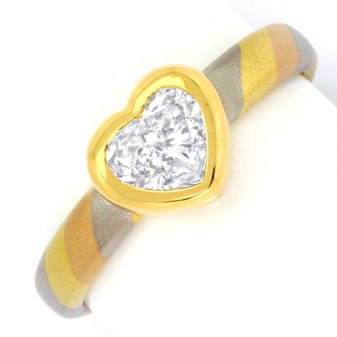 Designer-Ring mit 0,67ct Diamant im Herzschliff 750/900, aus Designer-Solitär-Diamantringe Brillantringe