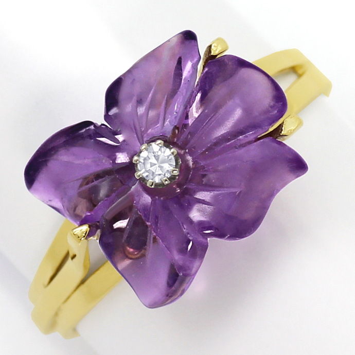 Wunderschöne Amethyst Blüte mit Diamant in Goldring 14K, aus Edelstein Farbstein Ringen