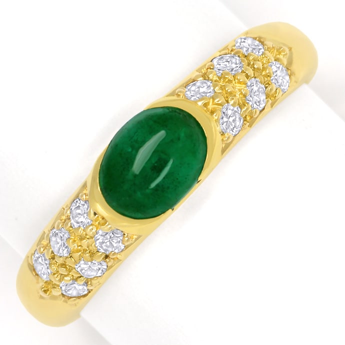 Bandring mit Spitzen Smaragd, Pavee Diamanten, Gelbgold, aus Edelstein Farbstein Ringen