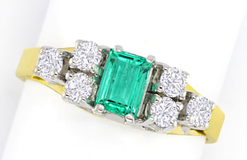 Foto 1 - Eleganter Diamanten-Ring mit Spitzen-Smaragd, S5500