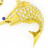 zum Artikel Plastischer Fisch mit Brillanten an Goldkette, S5604