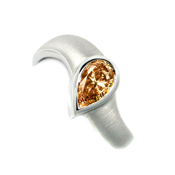 Neu! 0,82ct Diamant-Solitär Ring, 18K Weißgold, aus Designer-Solitär-Diamantringe Brillantringe