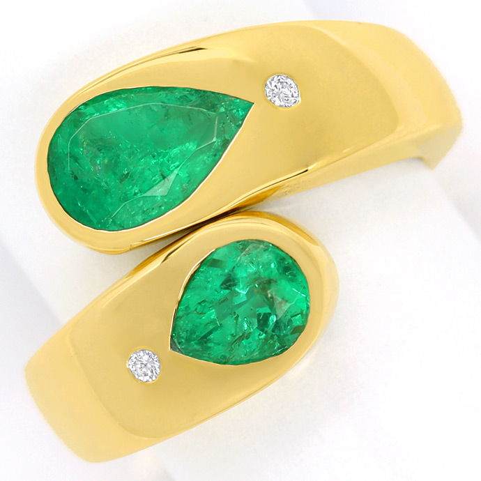 Gelbgoldring Spitzen Smaragd Tropfen und Brillanten 18K, aus Edelstein Farbstein Ringen